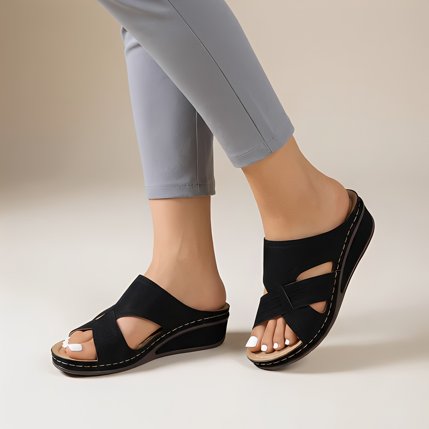 Oddette - Damen-Sandalen mit Riemen und offener Spitze