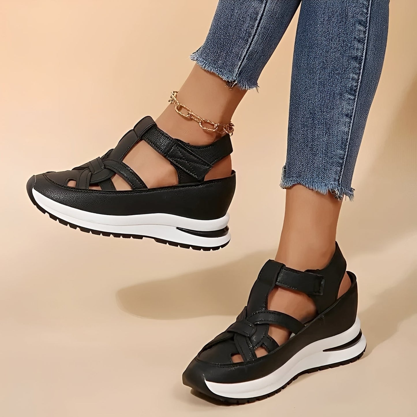 Zuzanna - Bequeme Sandalen mit Keilabsatz