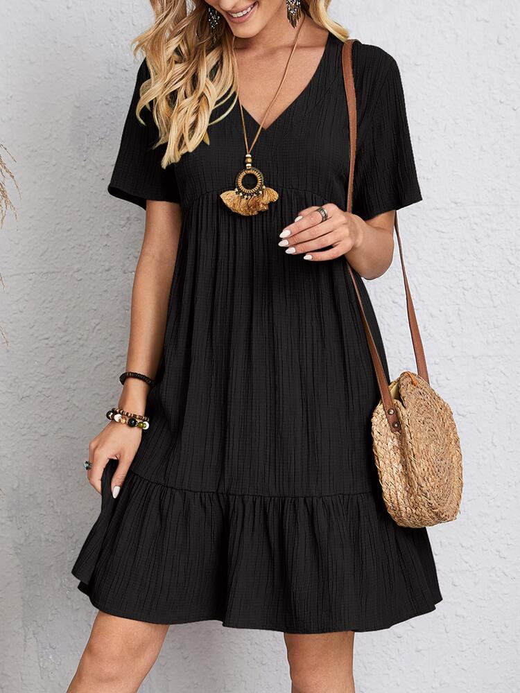 Rosie - Traditionelles Kleid mit V-Ausschnitt