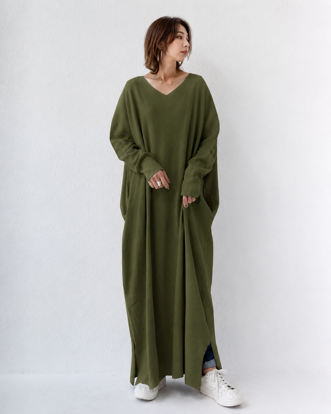 Shacora - Locker geschnittenes V-Ausschnitt-Maxikleid