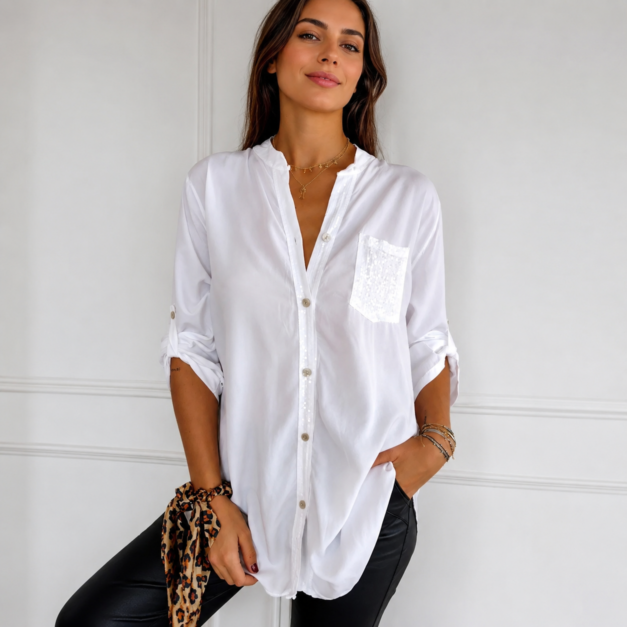 Chalise - Schicke Bluse mit Knopfleiste