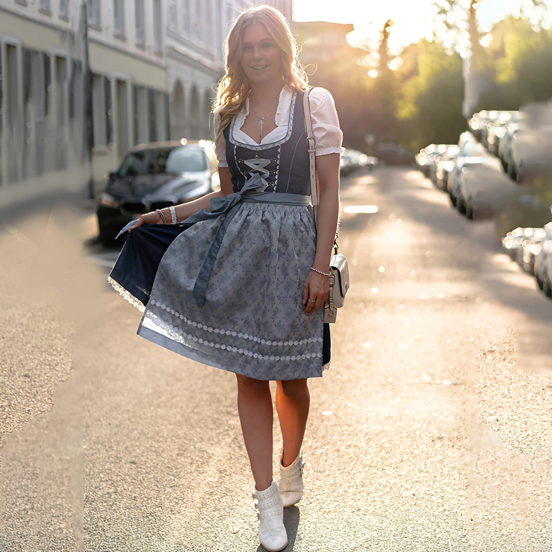 Ferma - Ein elegantes und stilvolles Damenkleid