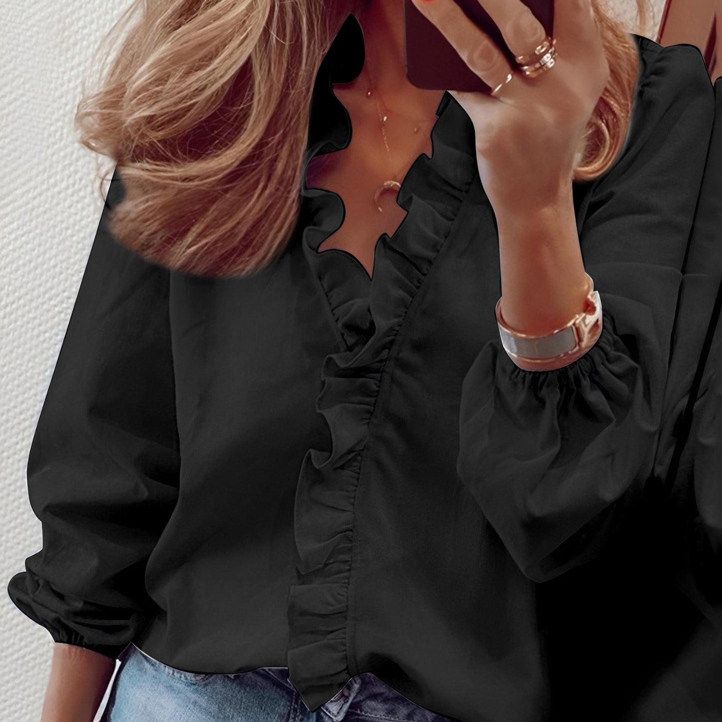 Martha - Stilvolle Rüschenbluse mit V-Ausschnitt für Damen