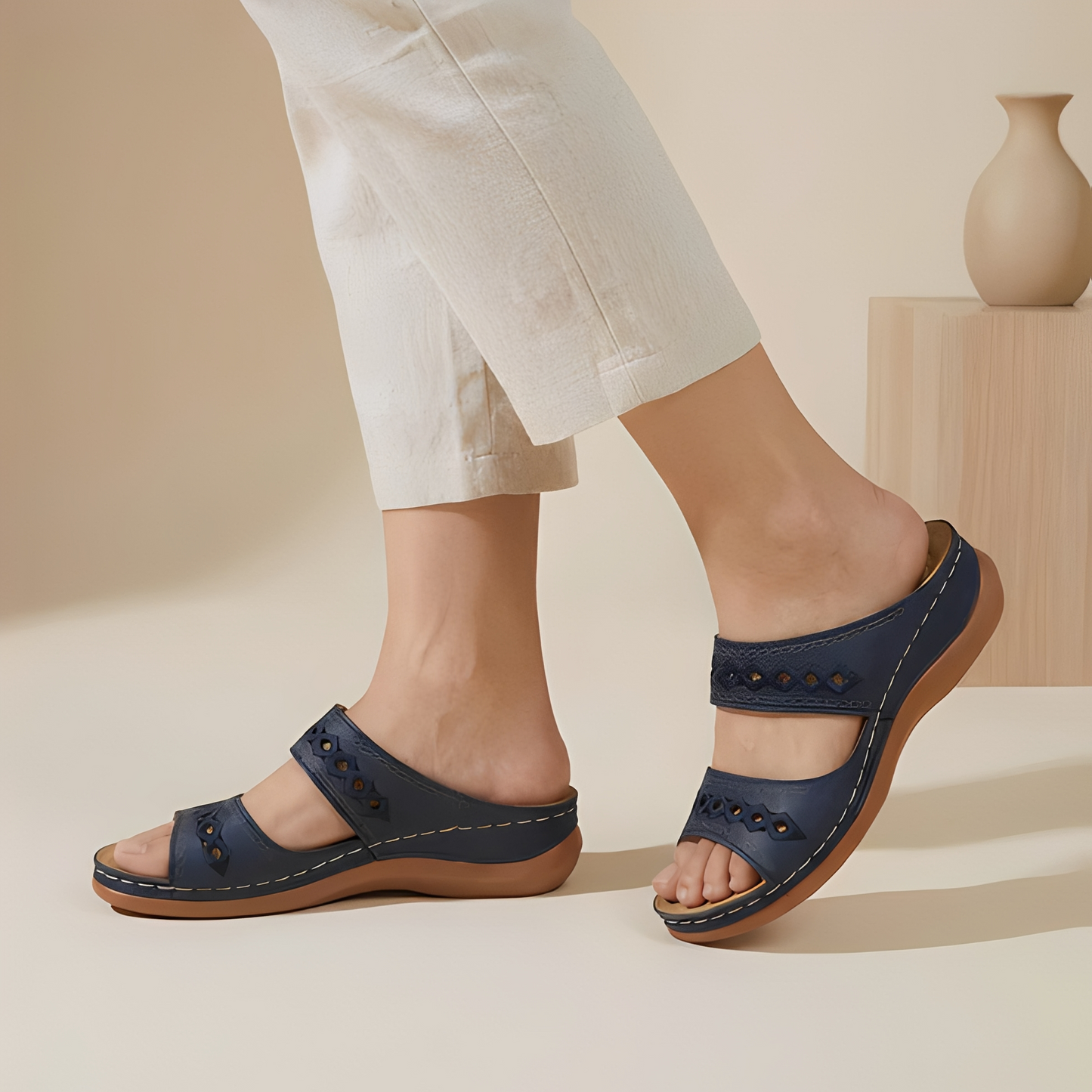Aryan - Komfortable Damen-Sommersandalen mit Riemen