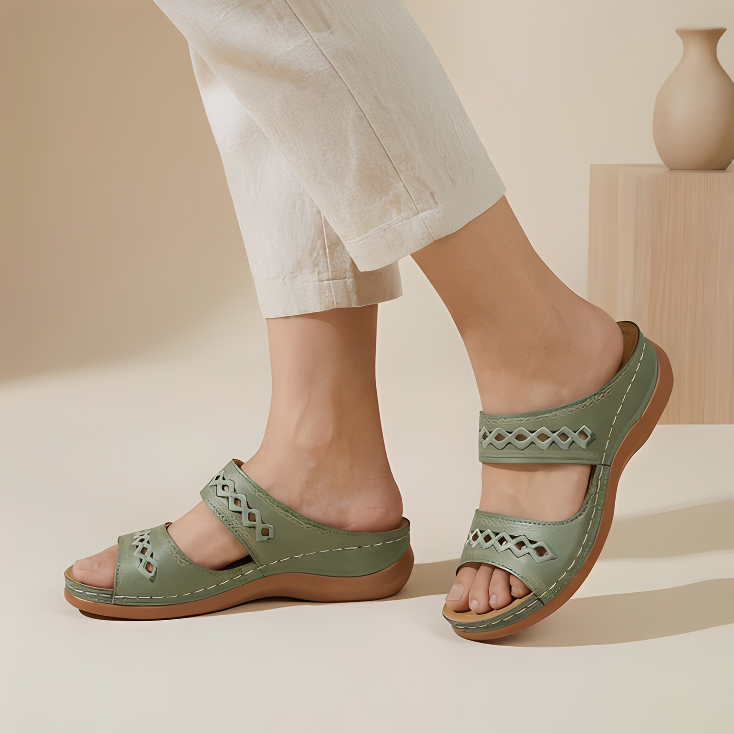 Aryan - Komfortable Damen-Sommersandalen mit Riemen