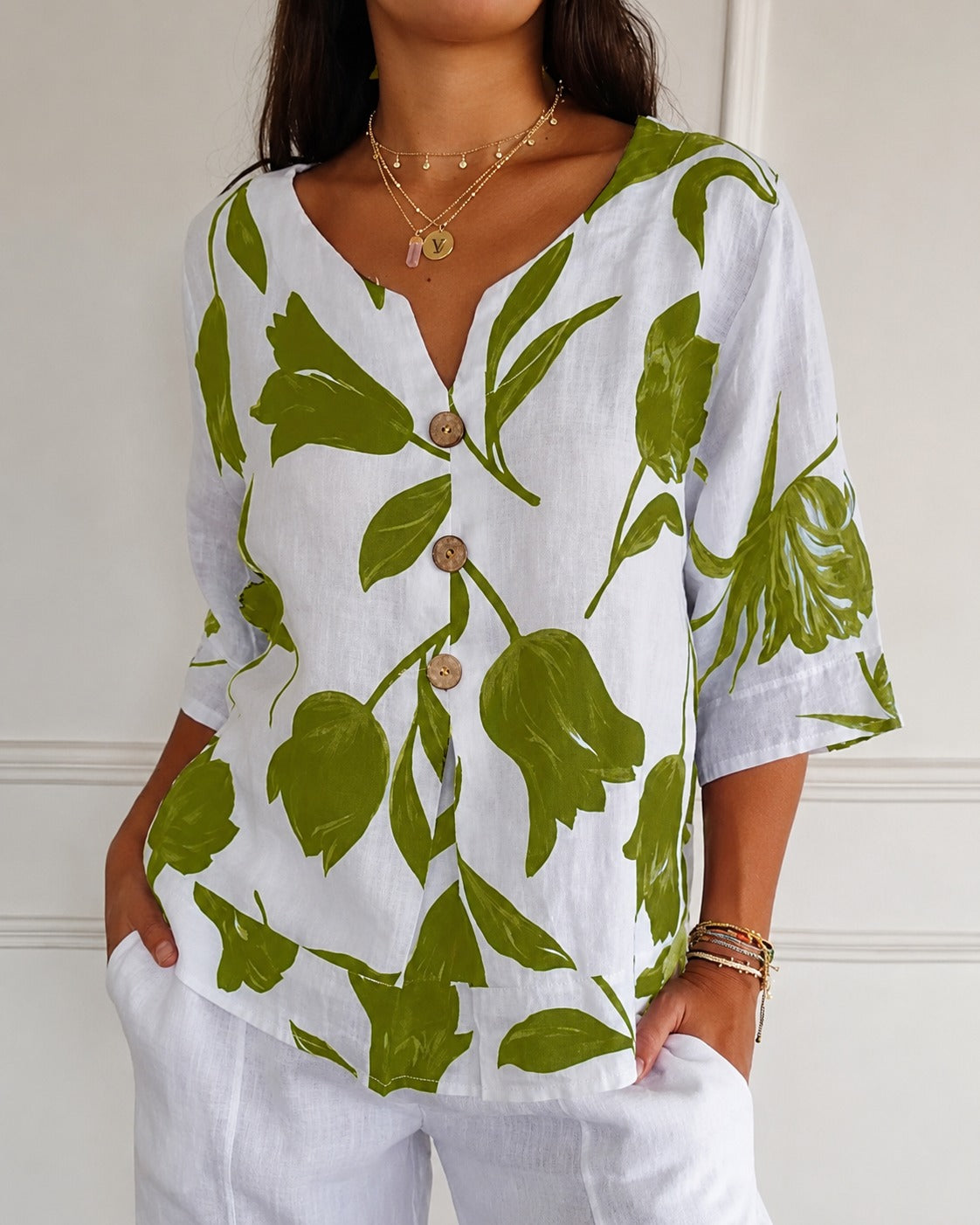 Chiara - Schicke Bluse mit Blumenschleife