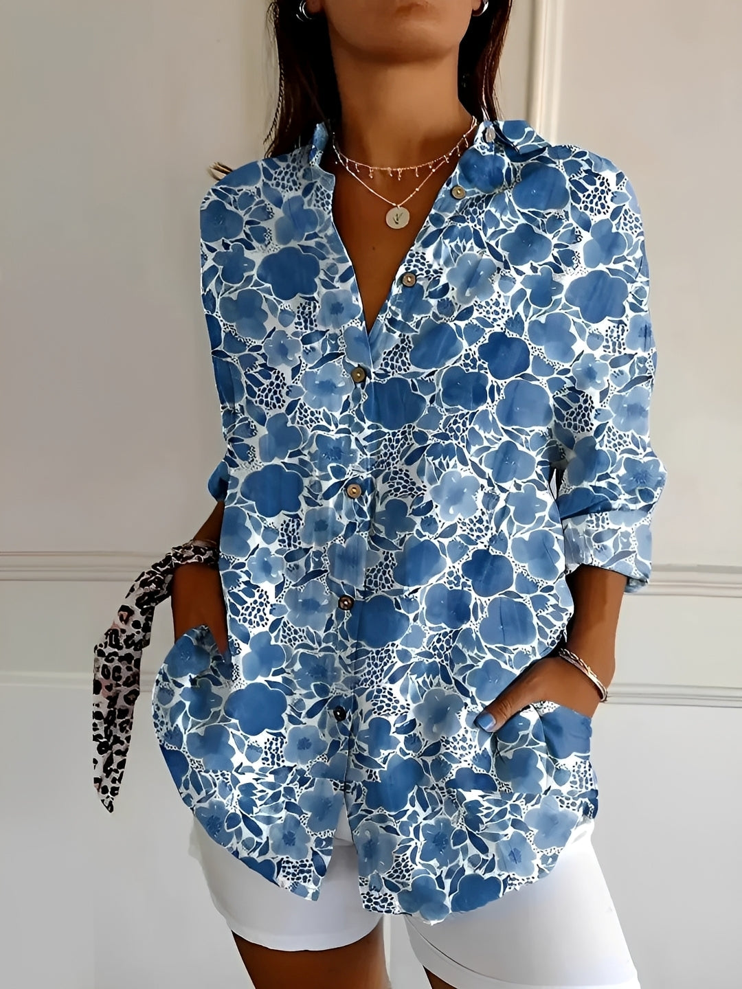 Chantelle - Stilvolle Damenbluse mit Knopfleiste